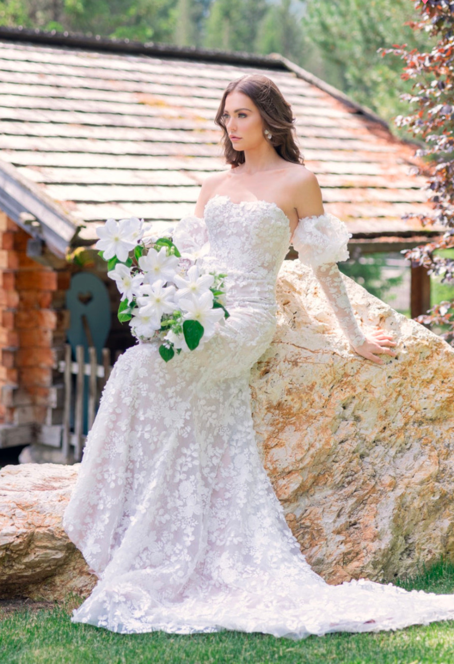 Willowby Cecilia Wedding Dress Ivory Lace Puff Sleeve Bridal Gown Size 6 NWT